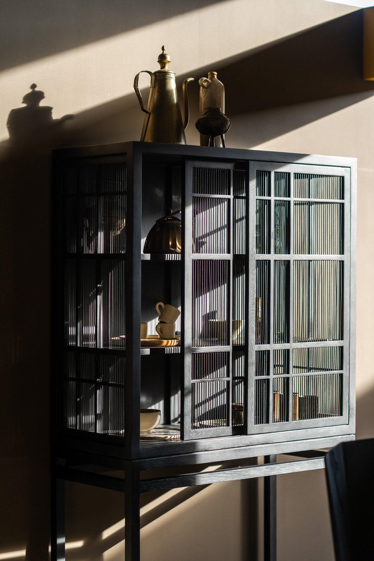 12345_Oak_Burung_black_storage_cupboard_WEB.jpg