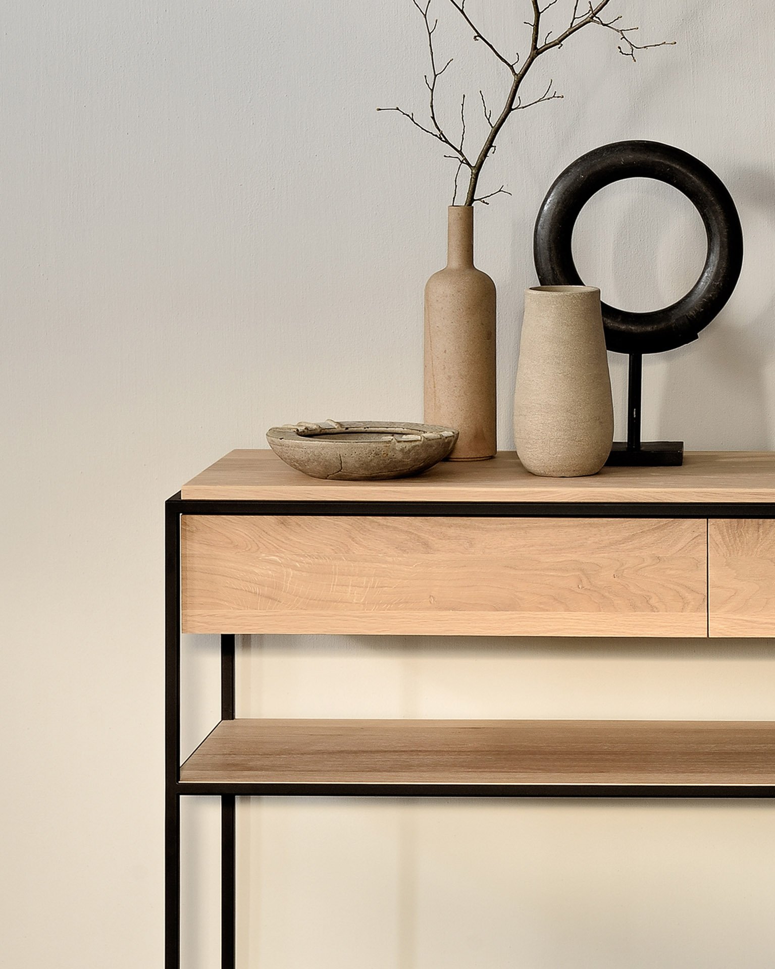 26872_Oak_Monolit_console_WEB.jpg