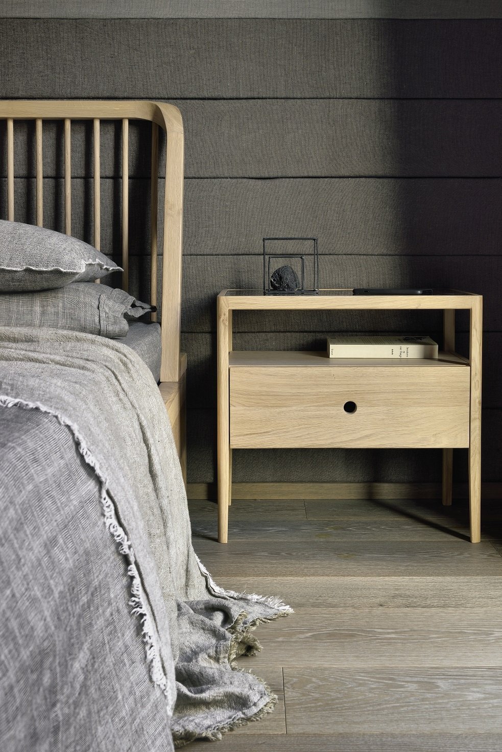 51247-Spindle-bed-Oak-51245-Spindle-bedside-table-Oak-1.jpg