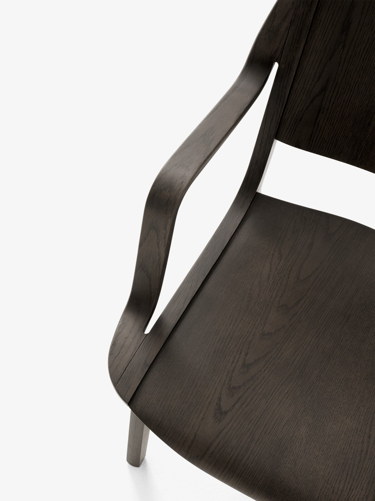 AX-HM11_Dark-Stained-Oak-Walnut_Detail_Seat-1200x1600-1.jpg