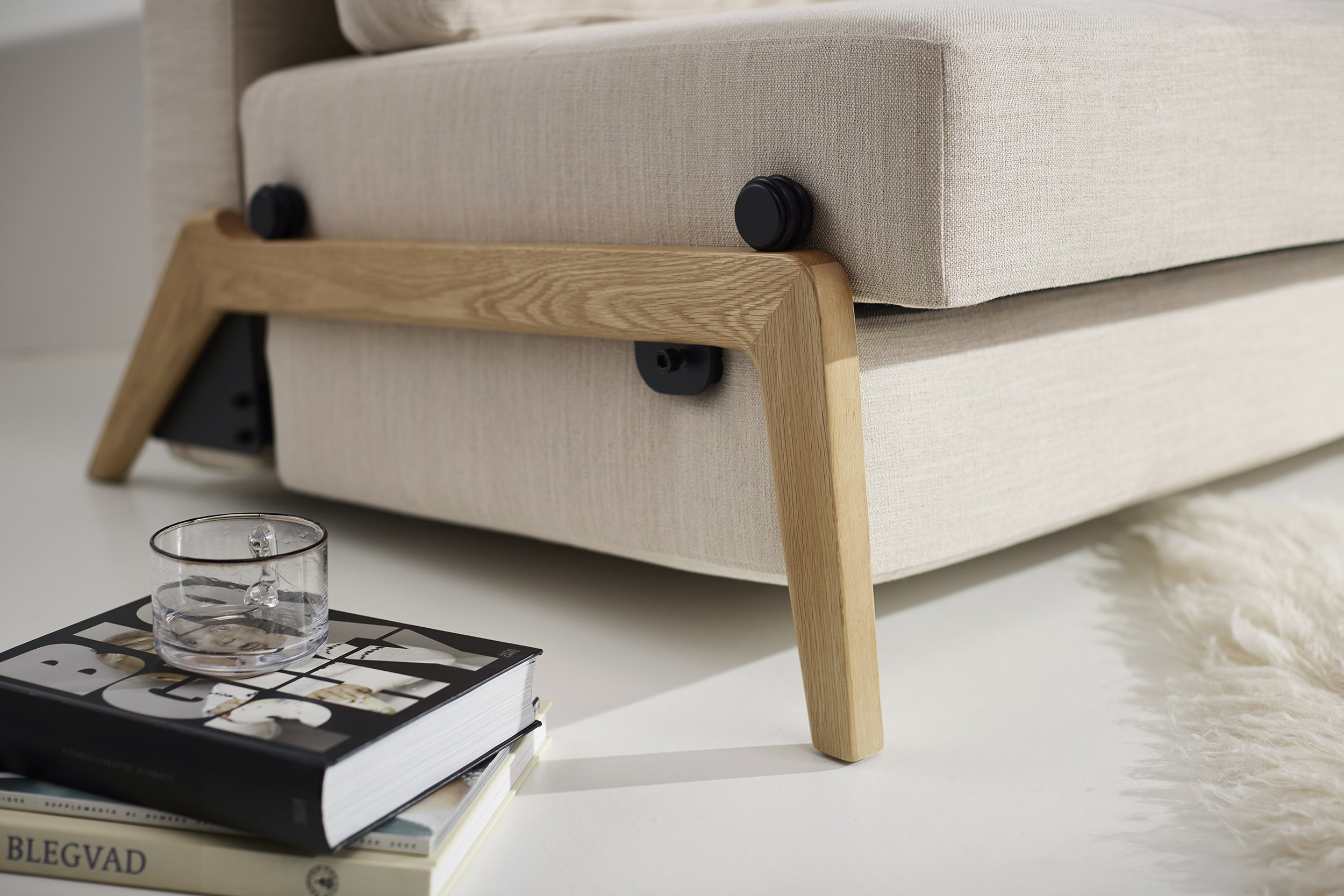 Cubed-140-wood-Sofa-bed-612-Low-e3.jpg