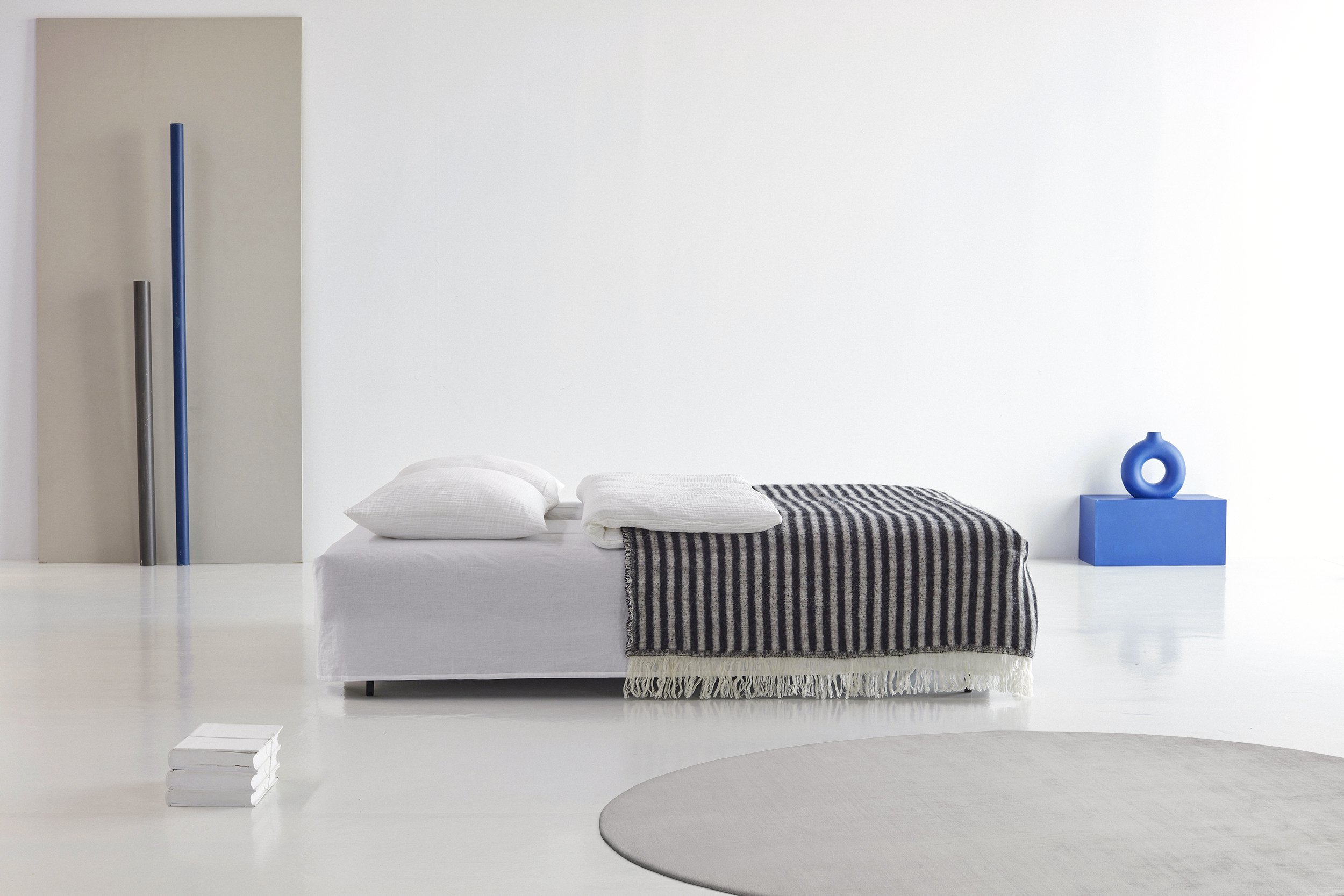 Osvald-Sofa-Bed-535-e6-web.jpg