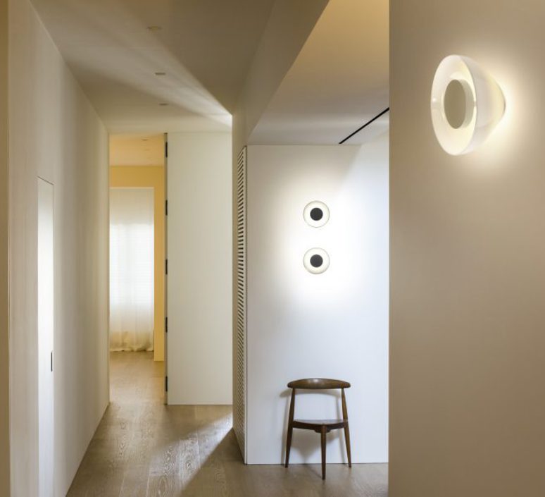 aura_joan-gaspar_applique-murale-wall-light-_marset_a676-016__design_signed-53146-product.jpg