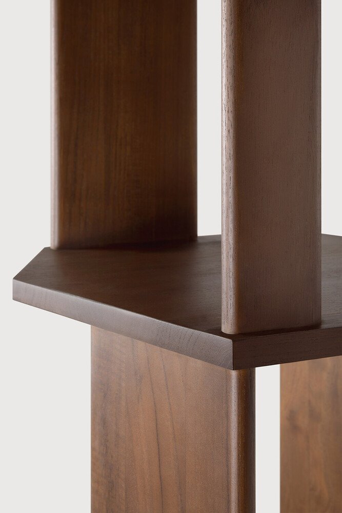 product_wf_10131_Stairs_column_varnished_teak_brown_det05_WEB.jpg