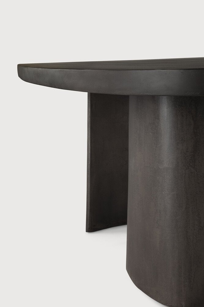 product_wf_25062_Canyon_outdoor_dining_table_varnished_concrete_Dark_Grey_Oval_det01_web.jpg